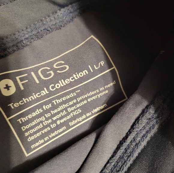 FIGS zamora joggers- large petite- space grey - Picture 2 of 2